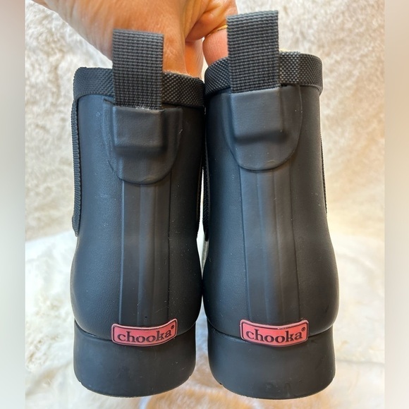 Chooka 100% water proof Chelsea Bootie in Matte black with plush lining Sz-8. L - Picture 7 of 11